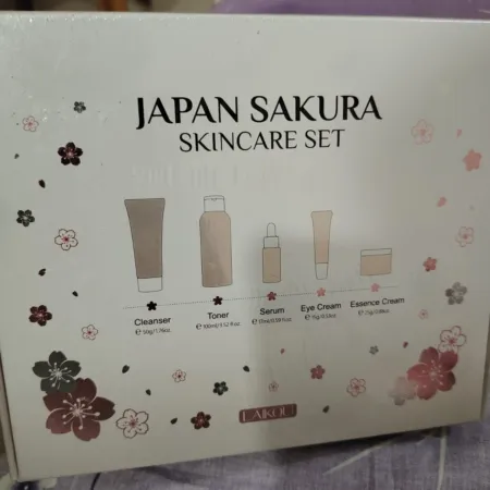 Japan Sakura Skin Care Set